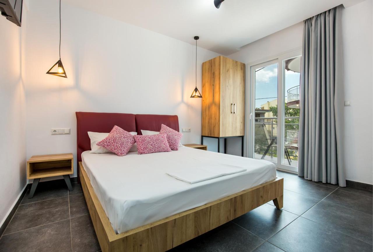 Linden Apartments Potos Eksteriør billede